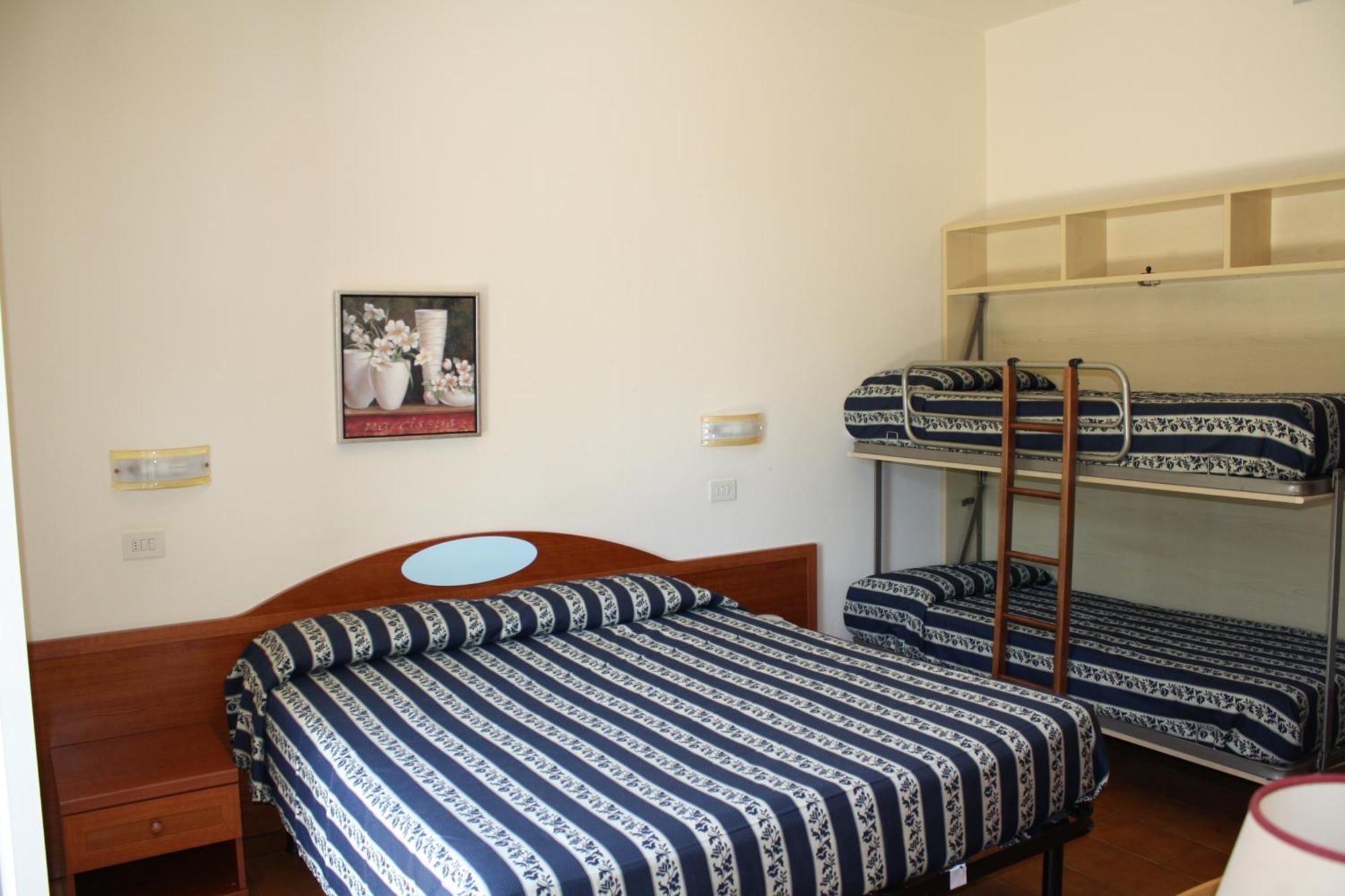 Hotel Apuana Marina di Pietrasanta Habitación foto