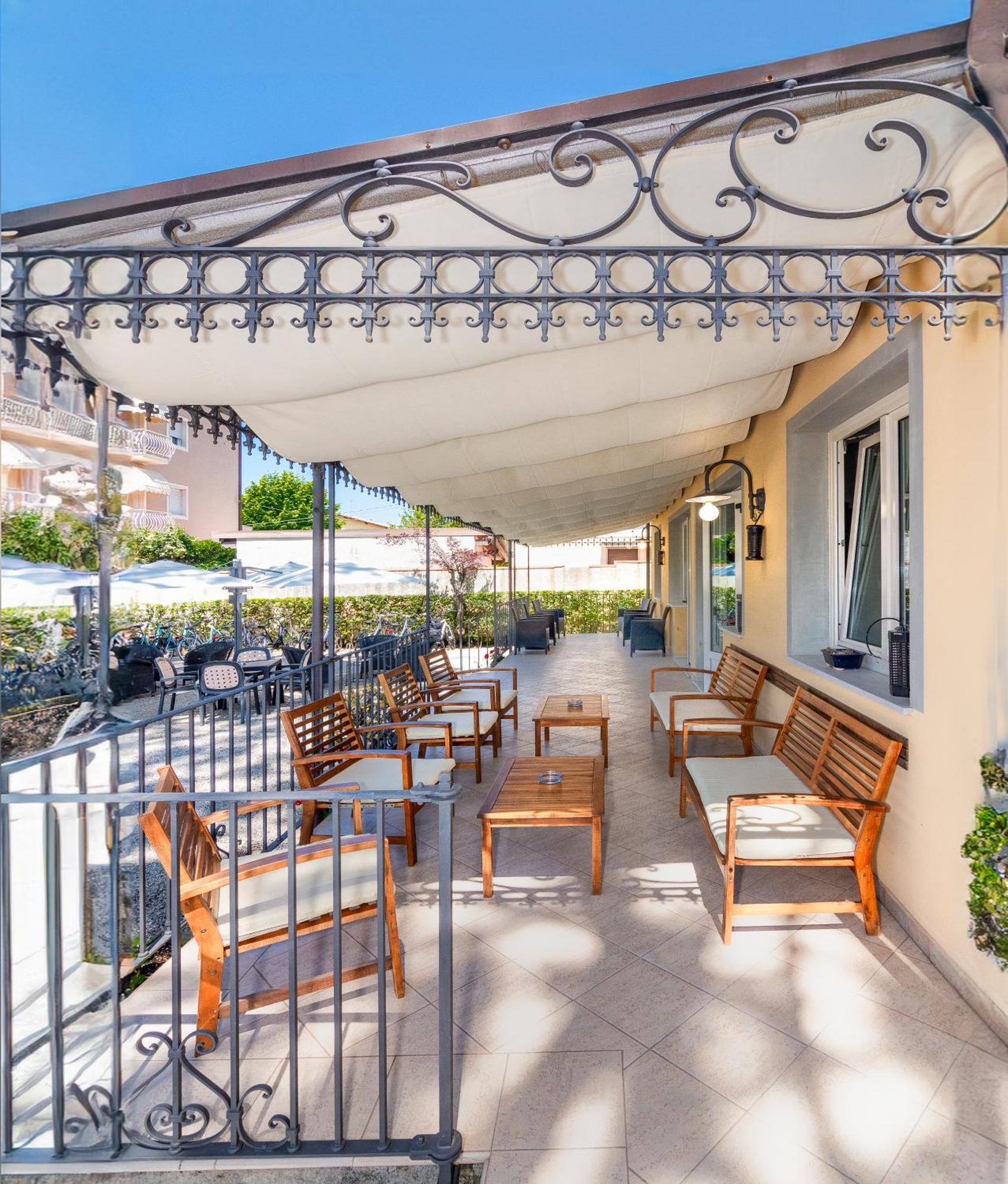 Hotel Apuana Marina di Pietrasanta Exterior foto